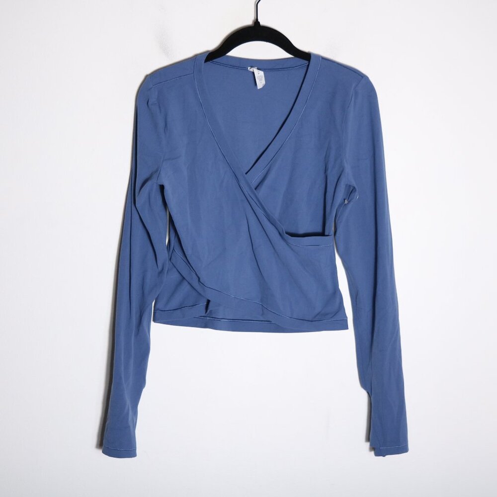 Athleta Blue Long Sleeve Wrap Crop Top - Picture 2 of 8